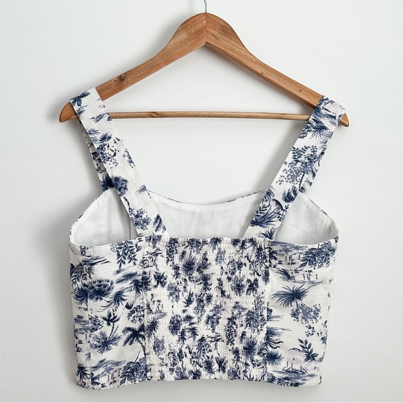 Abercrombie Tropical blue print linen crop top Sz. L - Picture 3 of 7